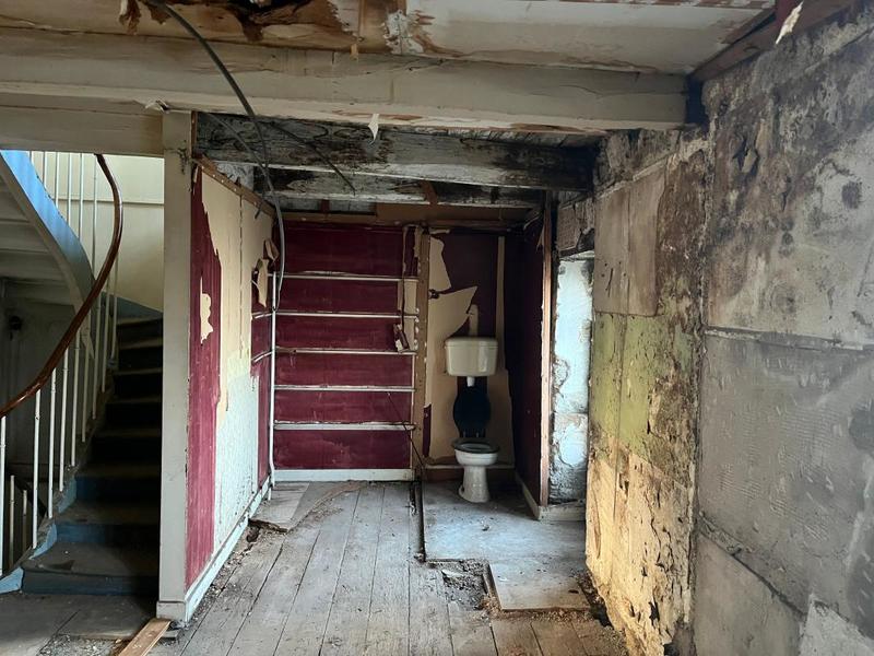 Maison - 120 m² - 2 pièces