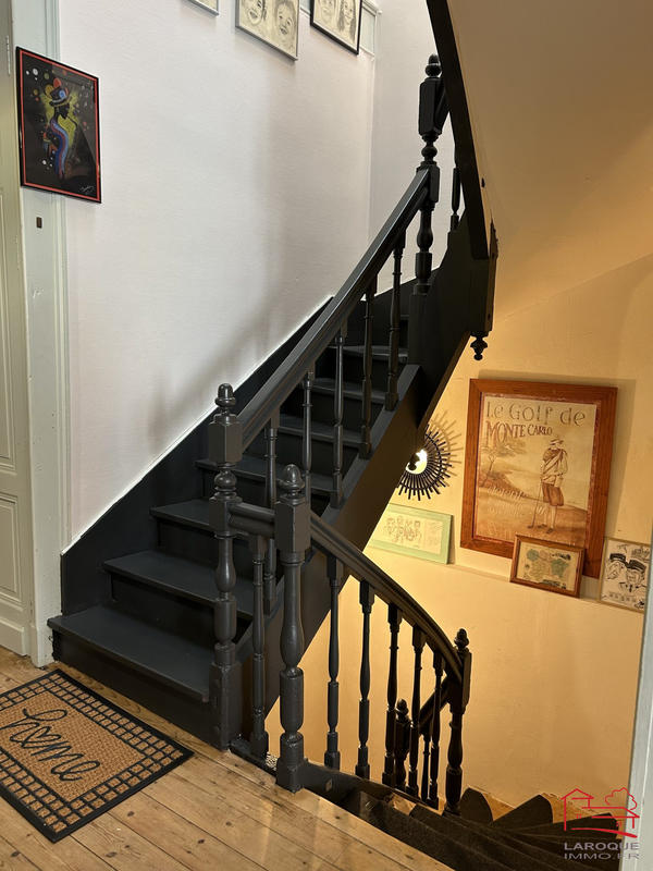 Maison ancienne - 275 m² - 9 pièces