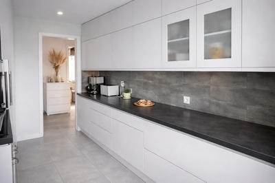 Appartement - 81 m² - 3 pièces