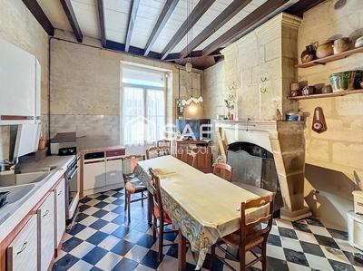 Maison - 200 m² - 8 pièces