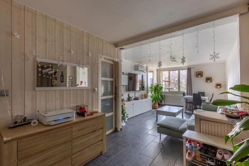 Appartement - 81 m² - 4 pièces