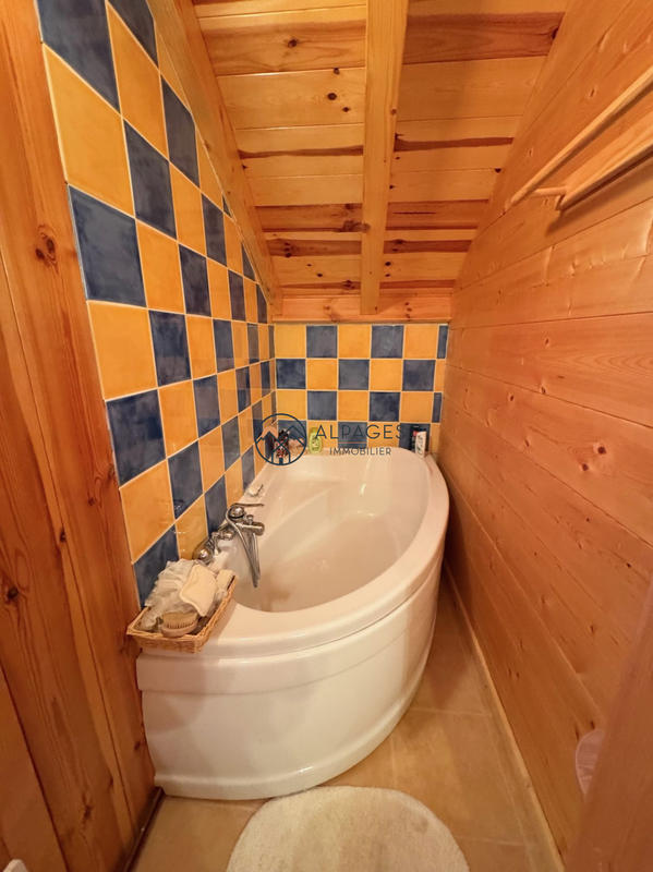 Châlet - 100 m² - 5 pièces