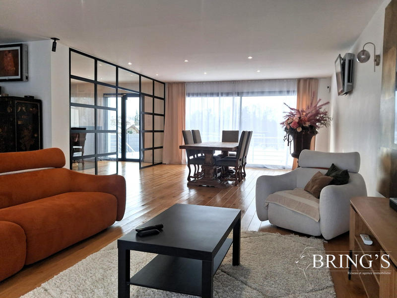 Maison - 170 m² - 6 pièces