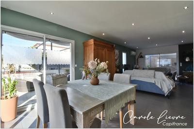 Maison - 121 m² - 5 pièces