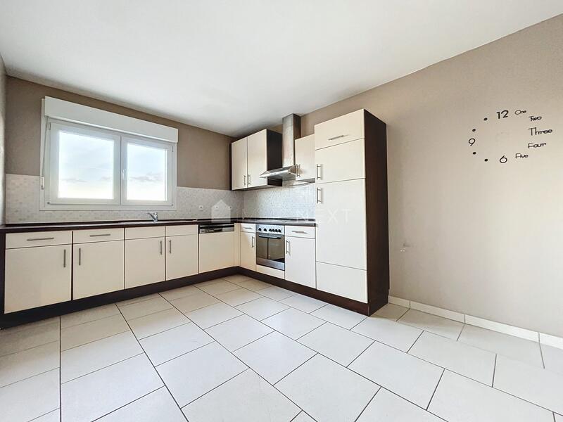 Appartement - 85 m² - 3 pièces