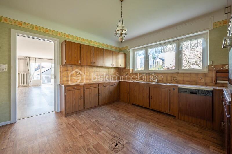 Maison - 152 m² - 7 pièces