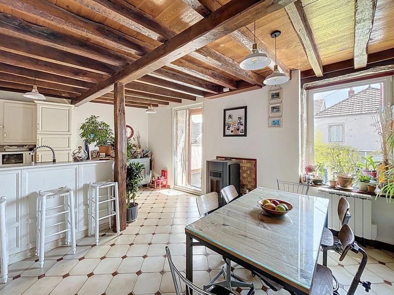 Maison de village - 119 m² - 6 pièces