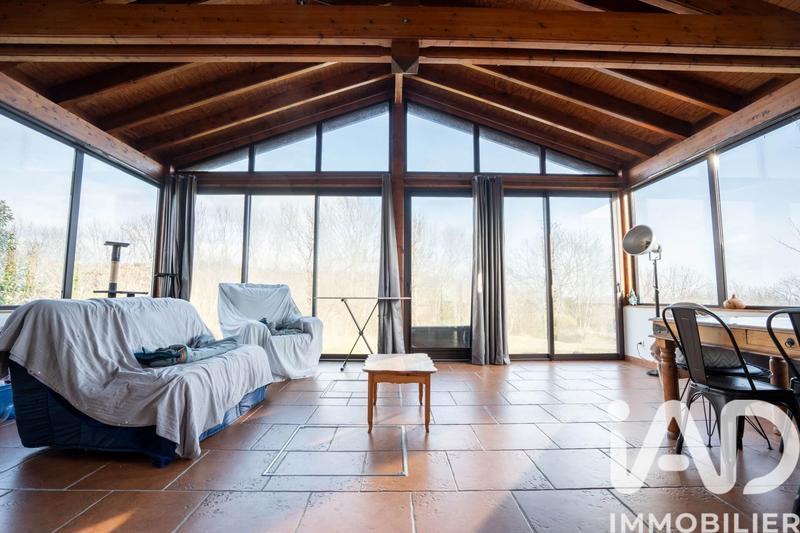 Maison - 161 m² - 6 pièces