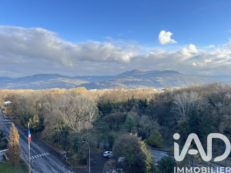 Appartement - 126 m² - 5 pièces