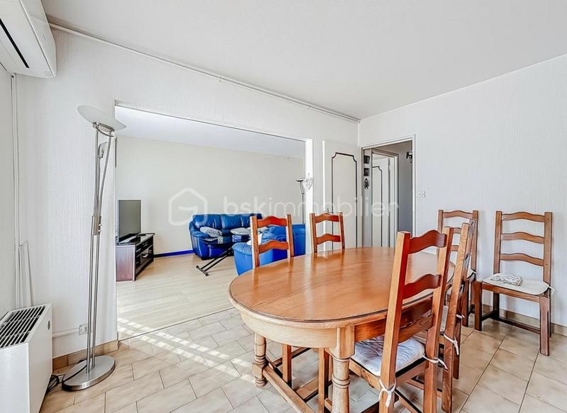 Villa - 100 m² - 5 pièces