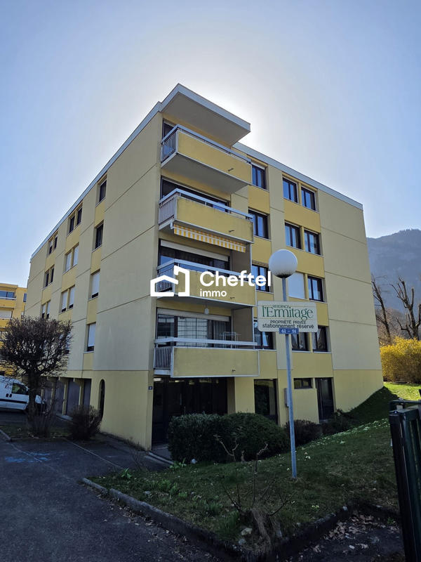 Appartement - 81 m² - 4 pièces