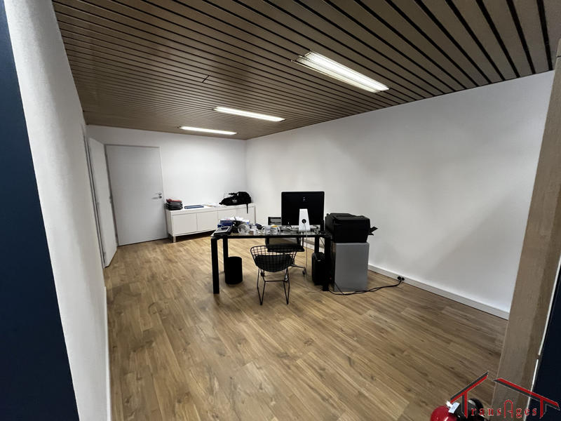 Local commercial - 61 m²