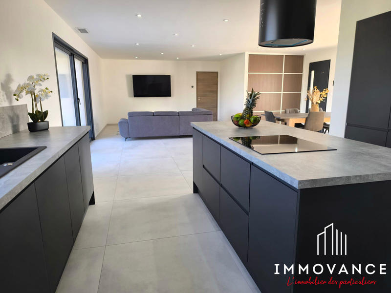 Maison - 152 m² - 5 pièces