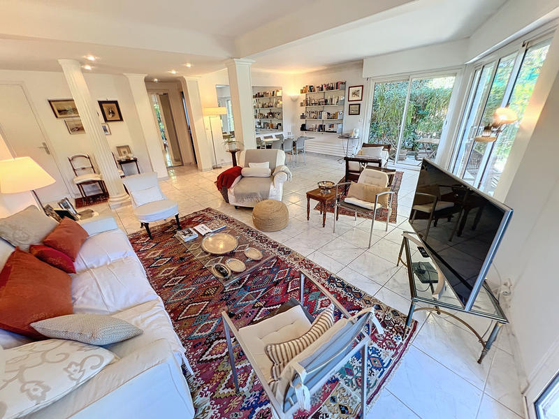 Appartement - 109 m² - 3 pièces