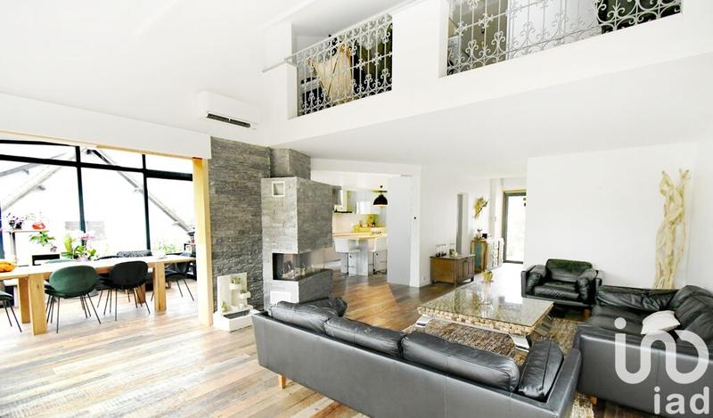 Maison de maîtres - 378 m² - 10 pièces