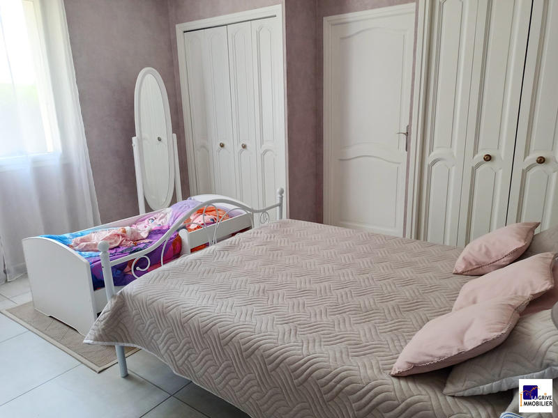 Maison - 137 m² - 5 pièces