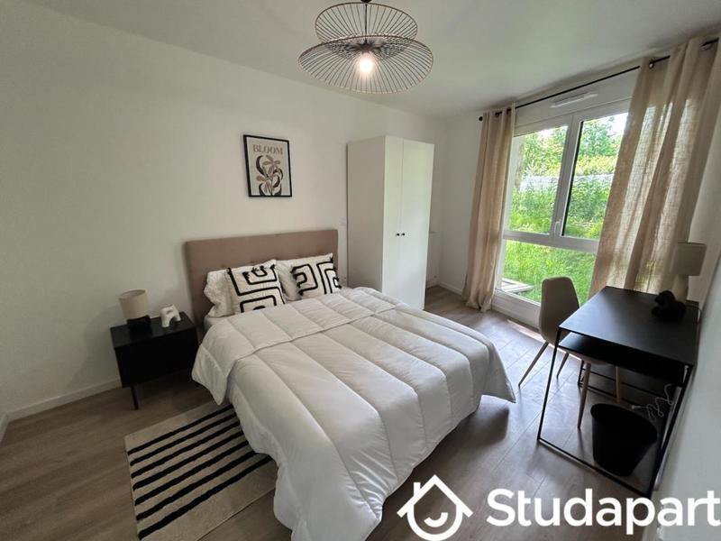 Chambre - 12 m² - 1 pièce