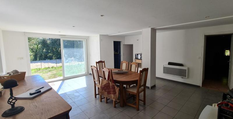 Maison - 210 m² - 10 pièces