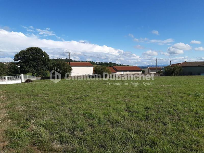 Terrain constructible - 2 738 m²