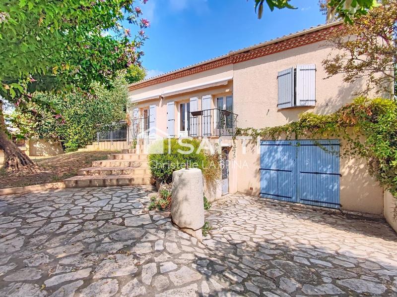 Maison - 190 m² - 7 pièces