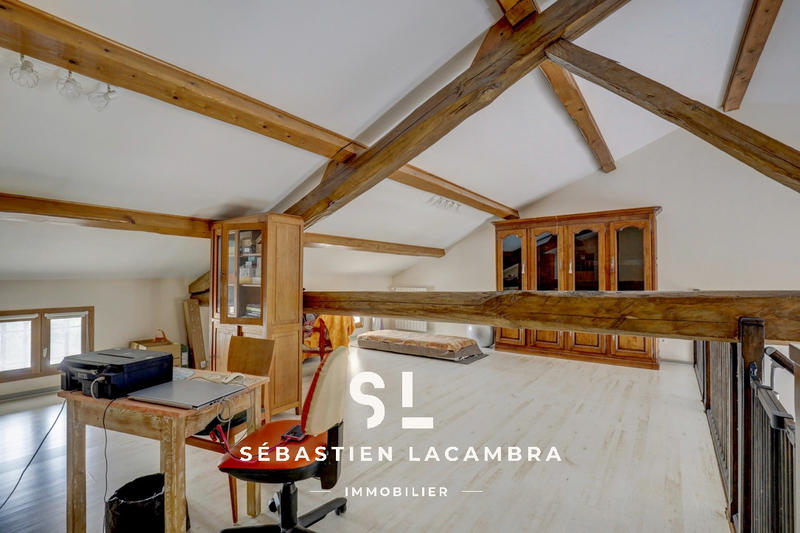 Maison de village - 178 m² - 8 pièces