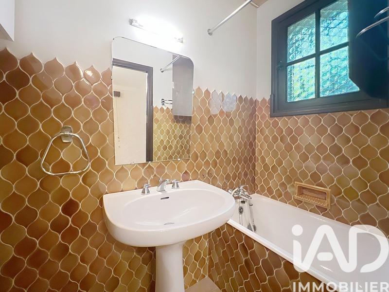 Maison - 97 m² - 5 pièces