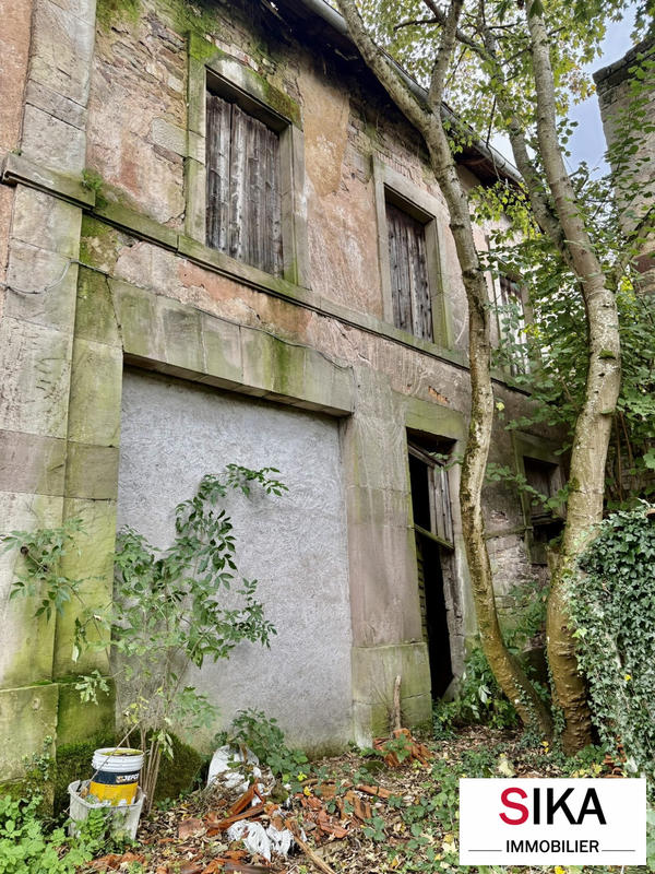 Maison ancienne - 303 m² - 10 pièces