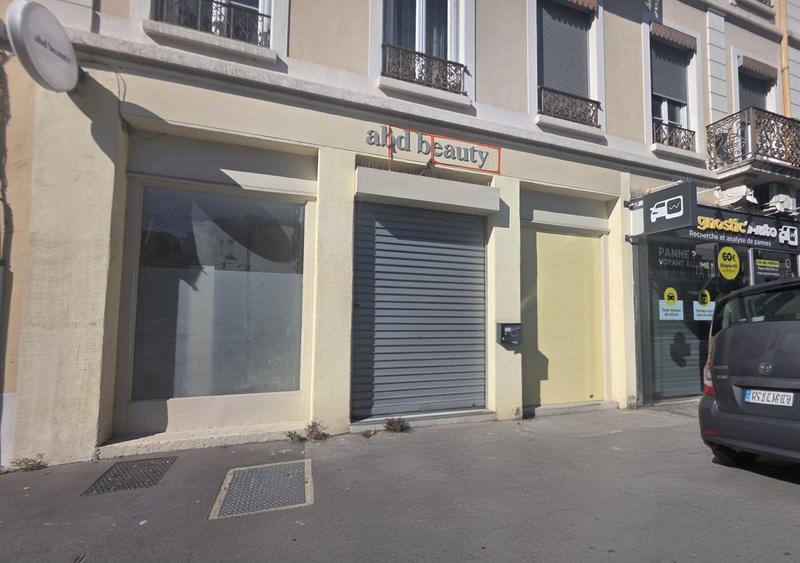 Local commercial - 110 m²