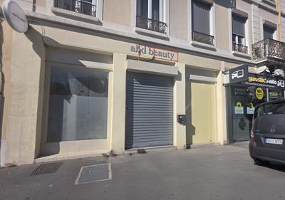 Local commercial - 110 m²