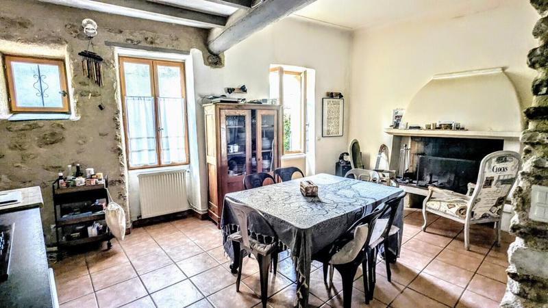Maison de village - 142 m² - 6 pièces