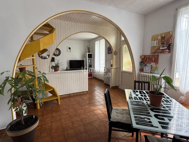 Maison - 87 m² - 5 pièces