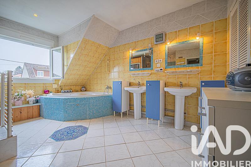 Maison - 130 m² - 5 pièces