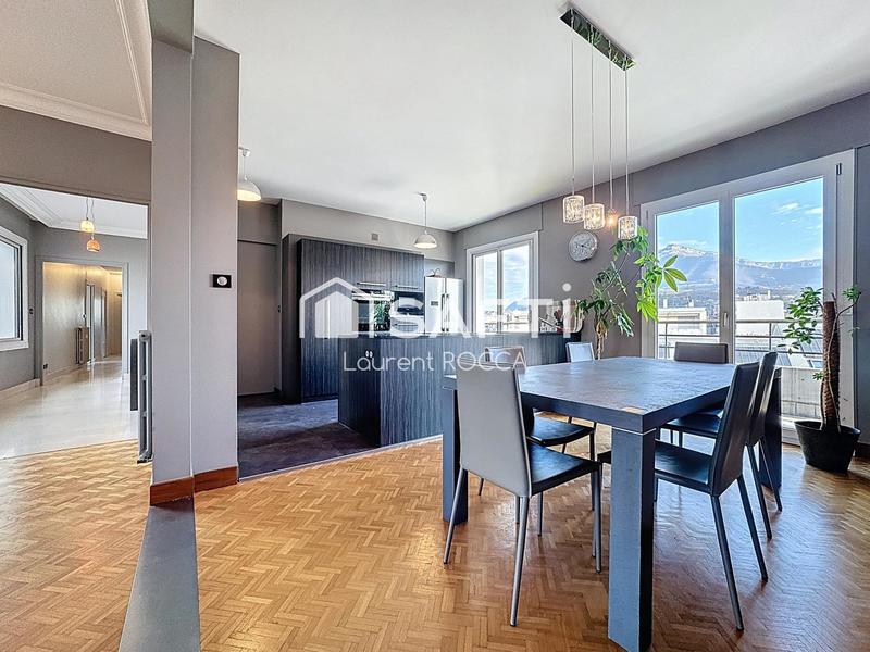 Appartement - 140 m² - 4 pièces