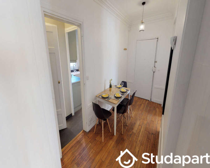 Chambre - 130 m² - 1 pièce