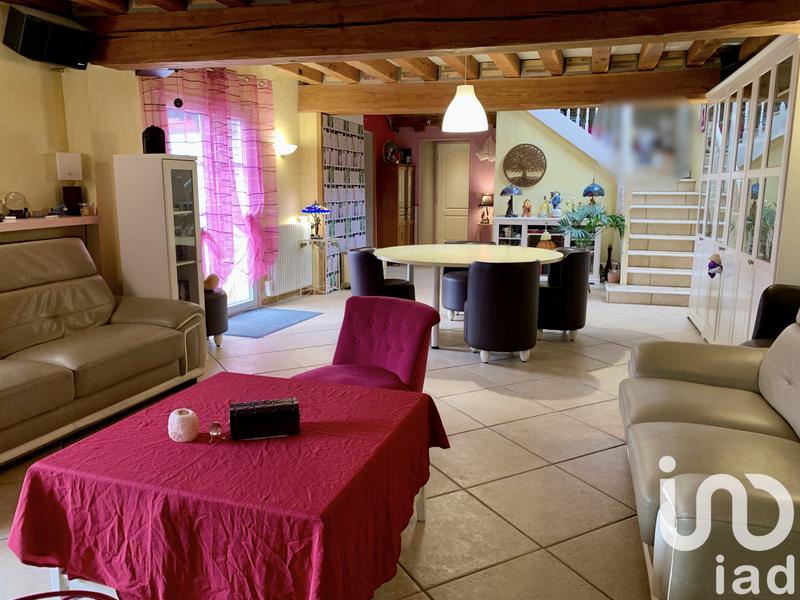 Maison - 277 m² - 7 pièces