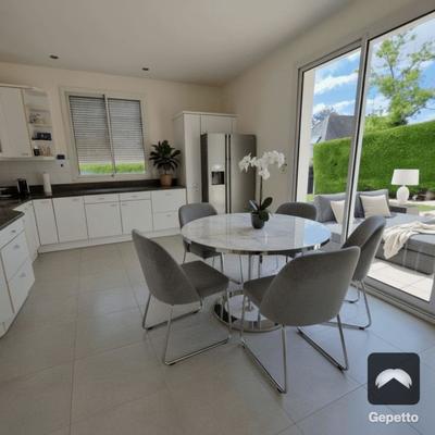 Maison d'architecte - 200 m² - 8 pièces