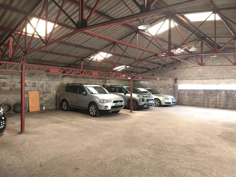 Immeuble - 1 300 m²