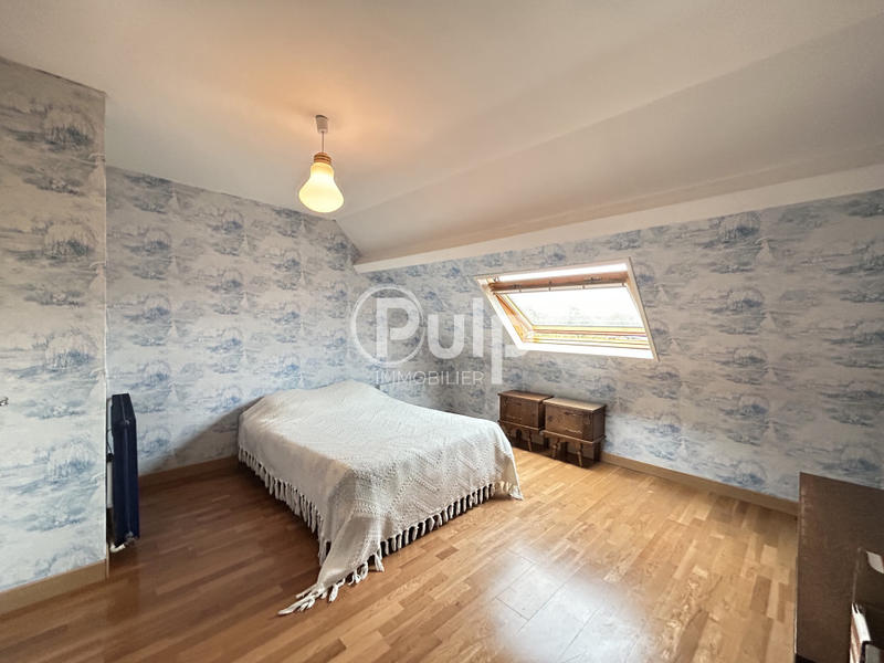 Pavillon - 135 m² - 8 pièces