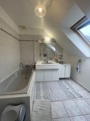 Maison - 141 m² - 6 pièces