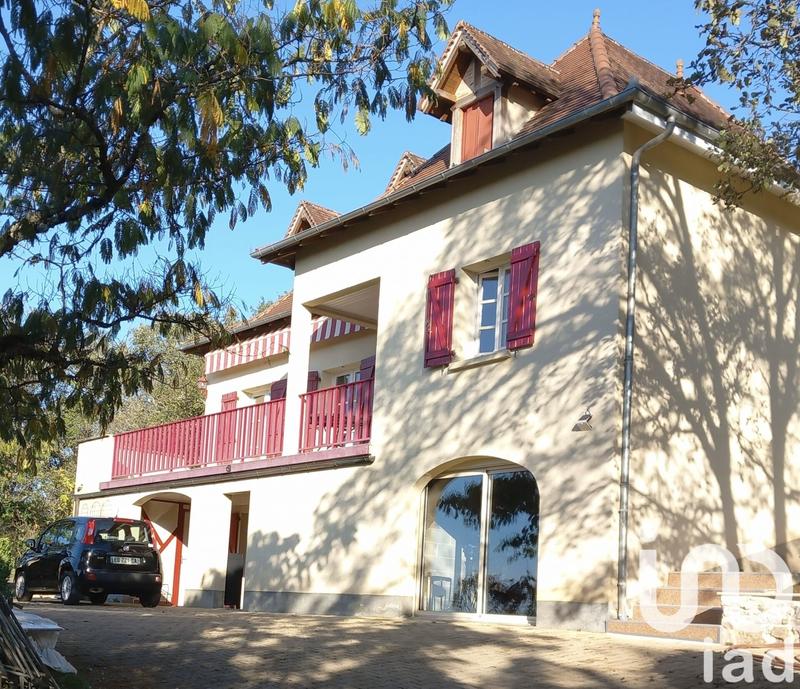 Maison - 175 m² - 7 pièces