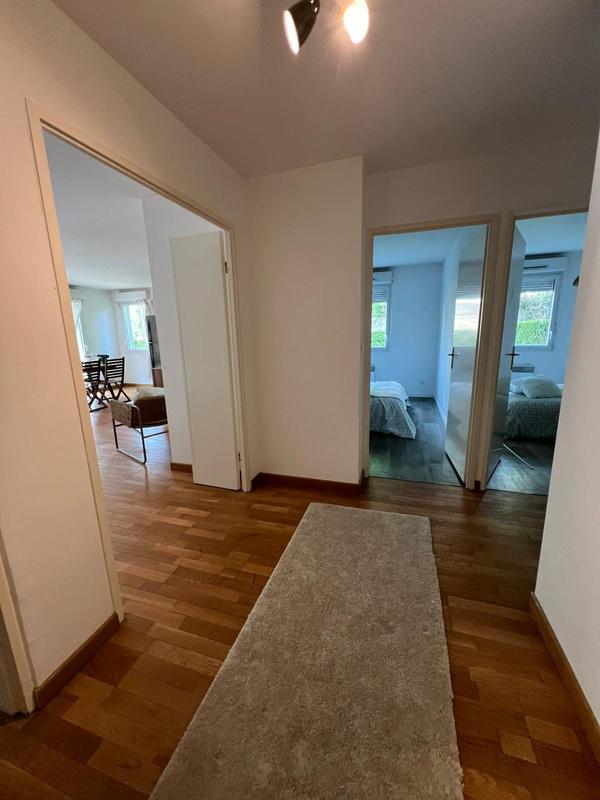 Appartement - 90 m² - 5 pièces