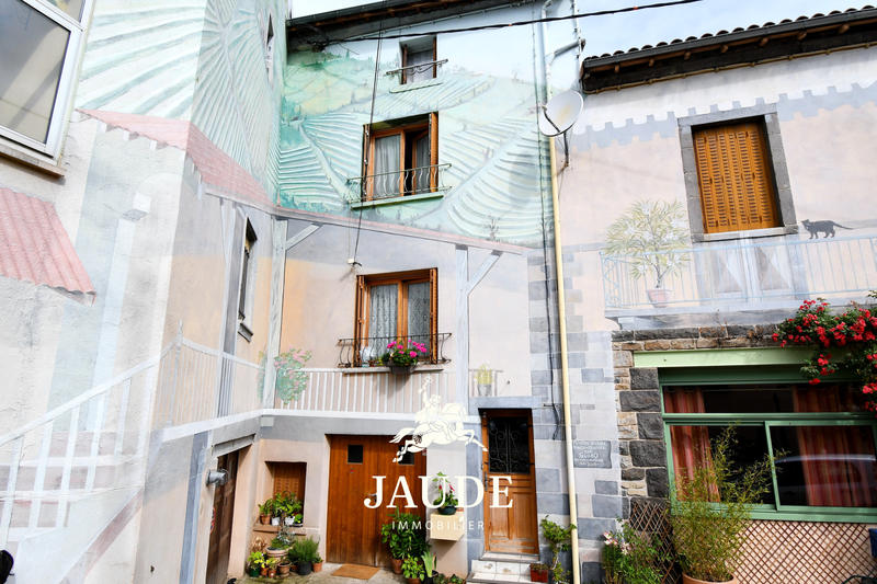 Maison - 100 m² - 3 pièces