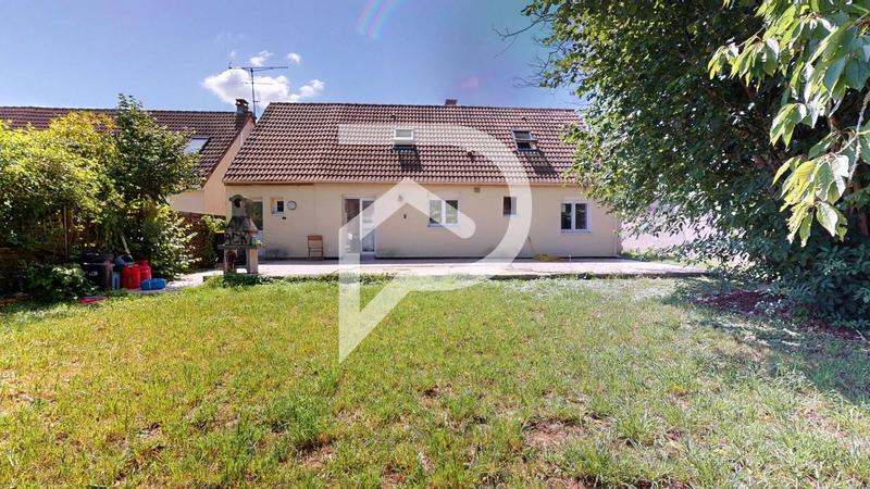 Maison - 110 m² - 7 pièces