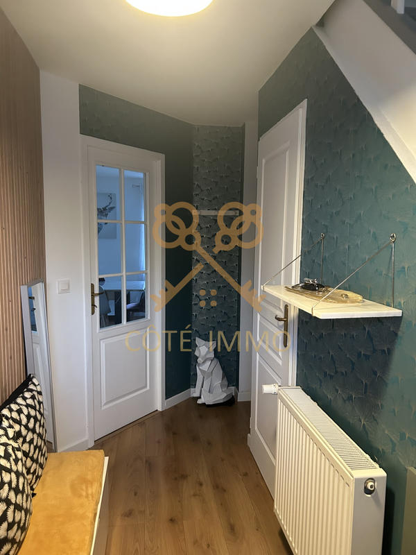 Maison - 95 m² - 5 pièces