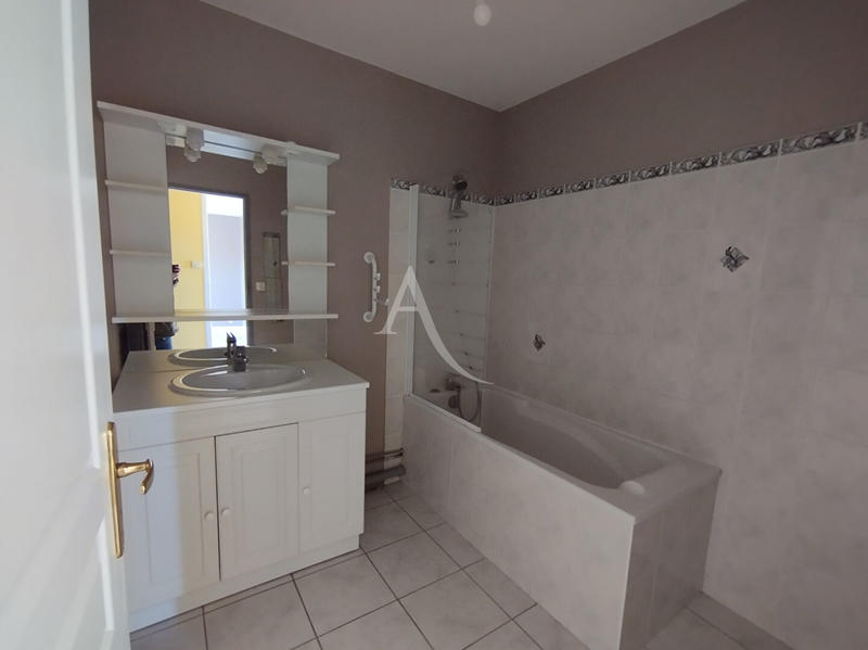 Appartement - 72 m² - 3 pièces