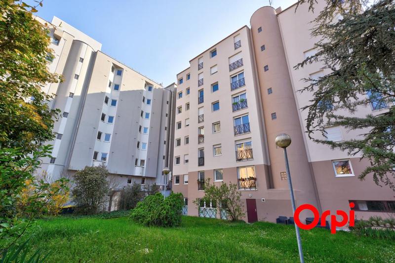 Appartement - 147 m² - 5 pièces