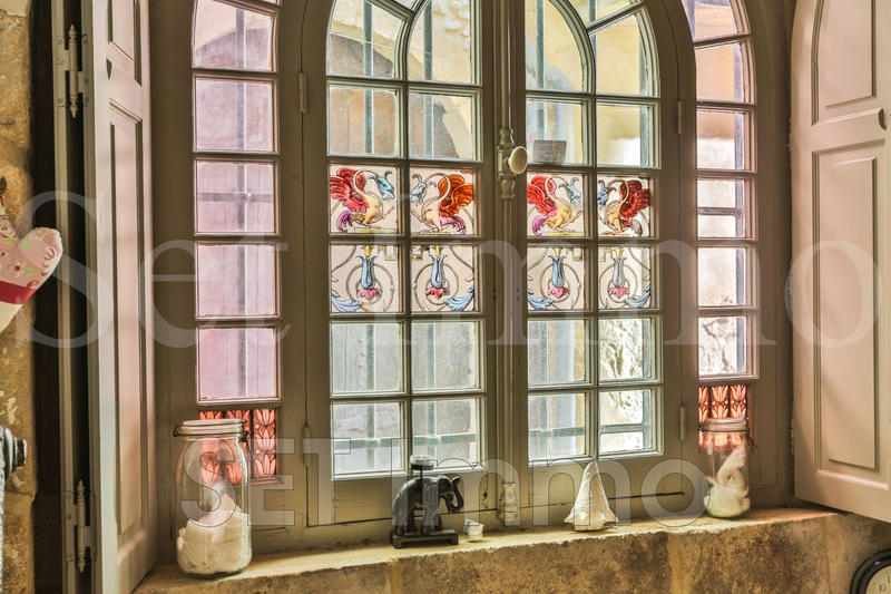 Maison - 222 m² - 7 pièces