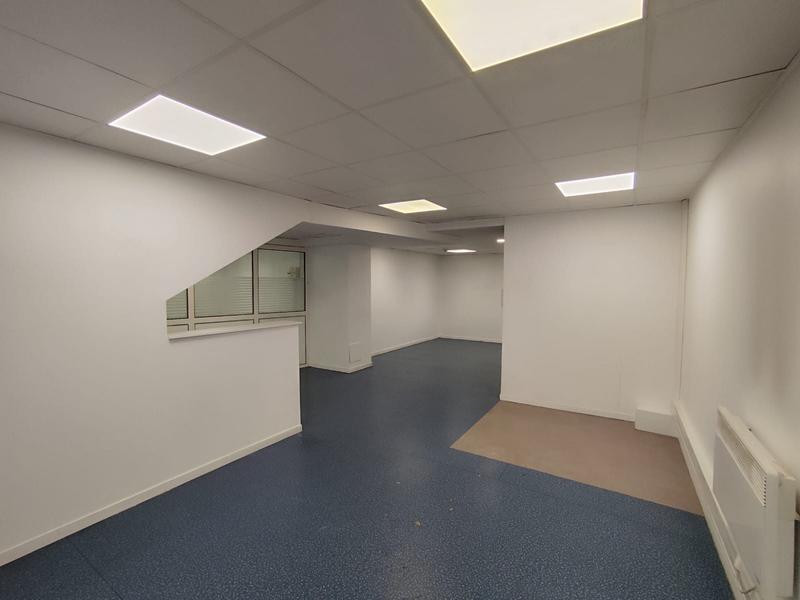 Local d'activités - 62 m²