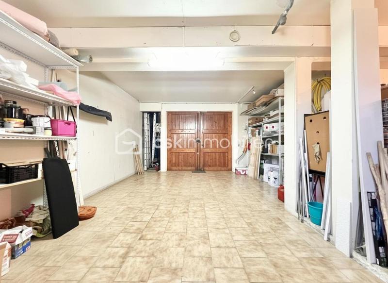 Maison - 150 m² - 7 pièces