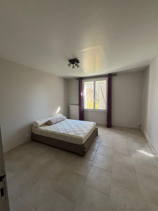 Maison - 185 m² - 8 pièces